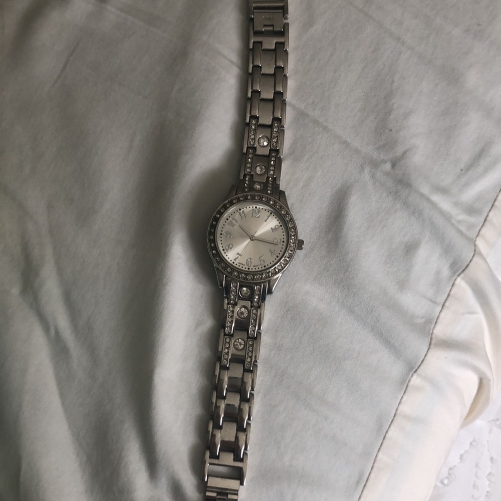Silver watch - Picture 2 of 5